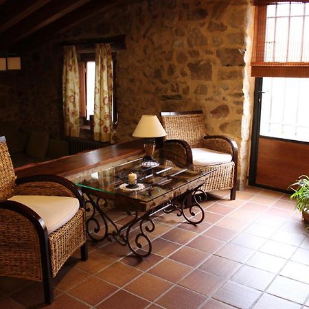 Camino Del Prado Guest House Santa Maria la Real de Nieva Exterior photo