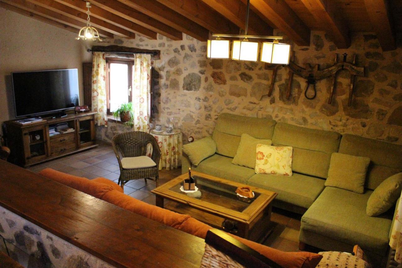 Camino Del Prado Guest House Santa Maria la Real de Nieva Exterior photo